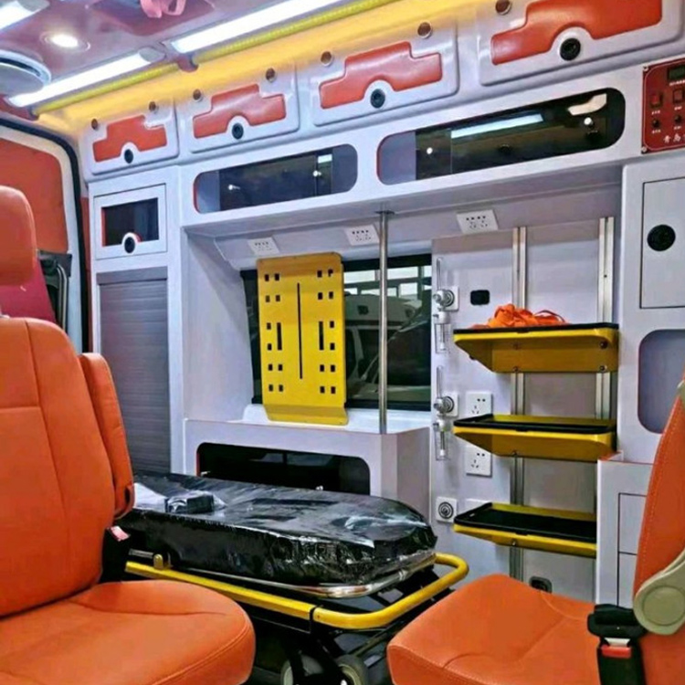 满城长途救护车护送病人租赁价格